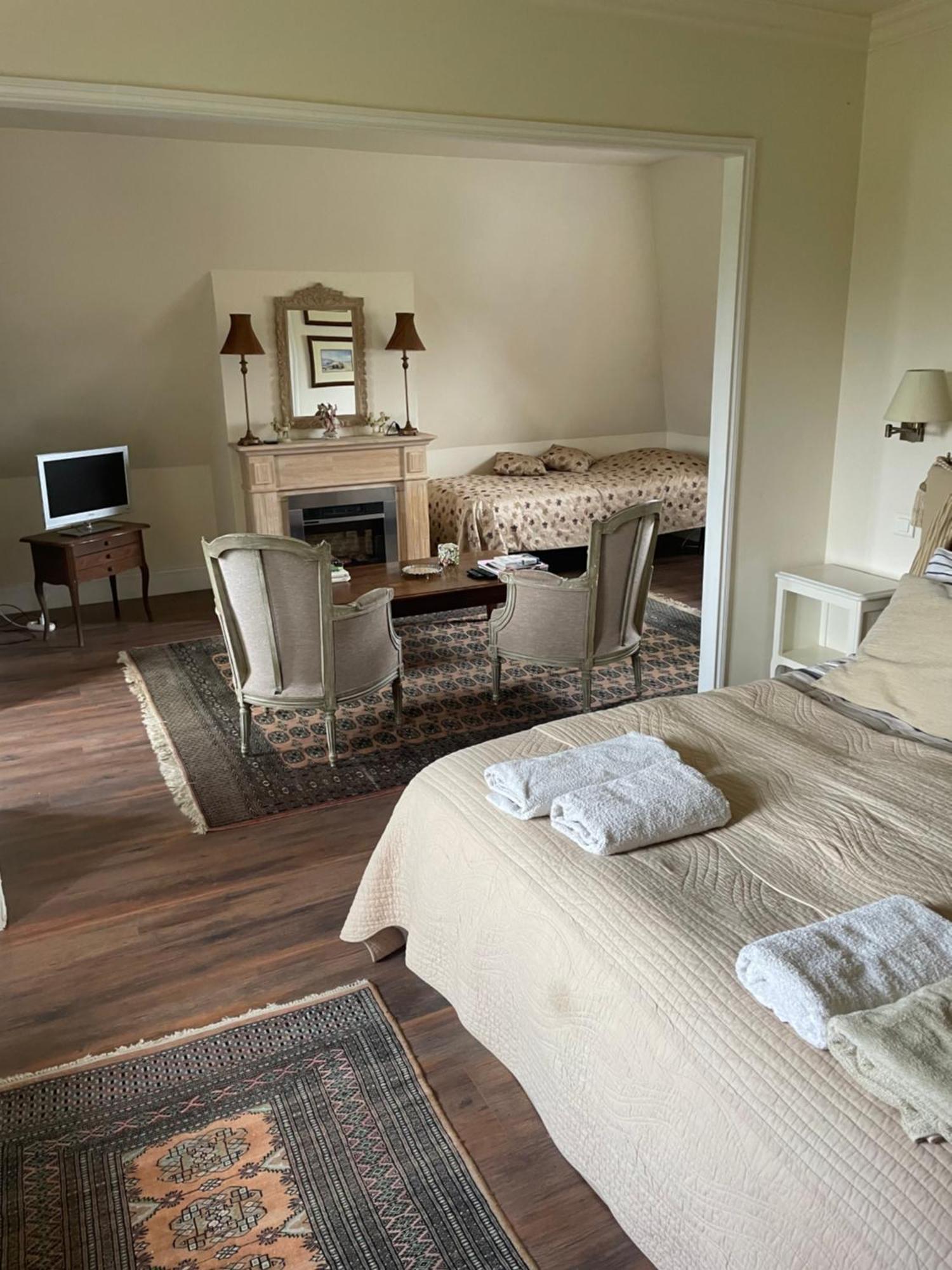 L'Oisette Bed & Breakfast Epiniac Ngoại thất bức ảnh